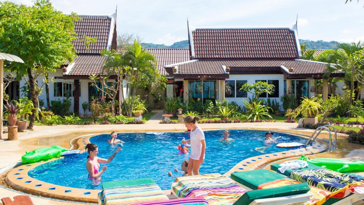 Andaman Bangtao Bay Resort Phuket Exterior foto